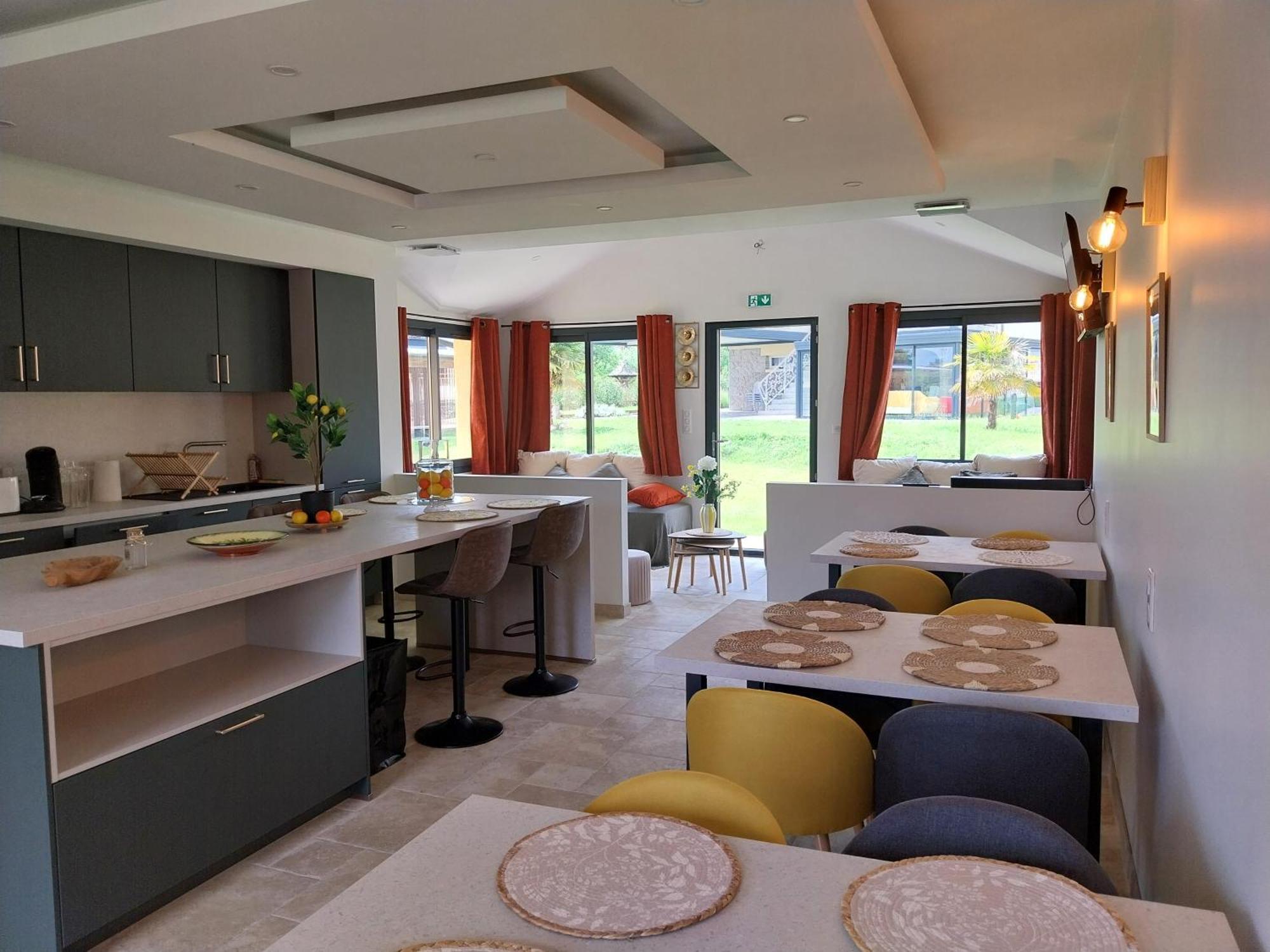 Logis Hotel Restaurant Cruzel 모르 외부 사진