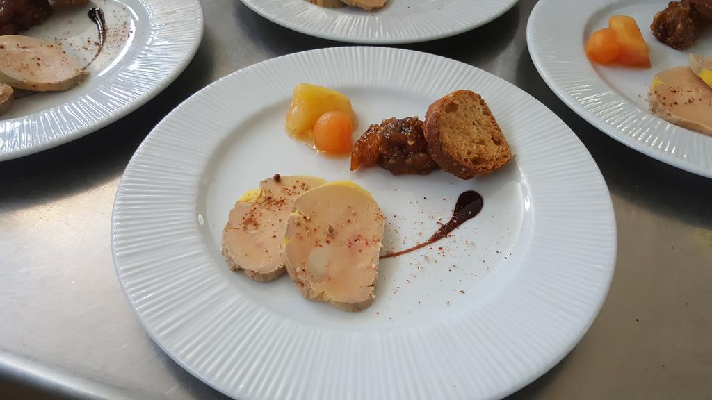 Logis Hotel Restaurant Cruzel 모르 외부 사진